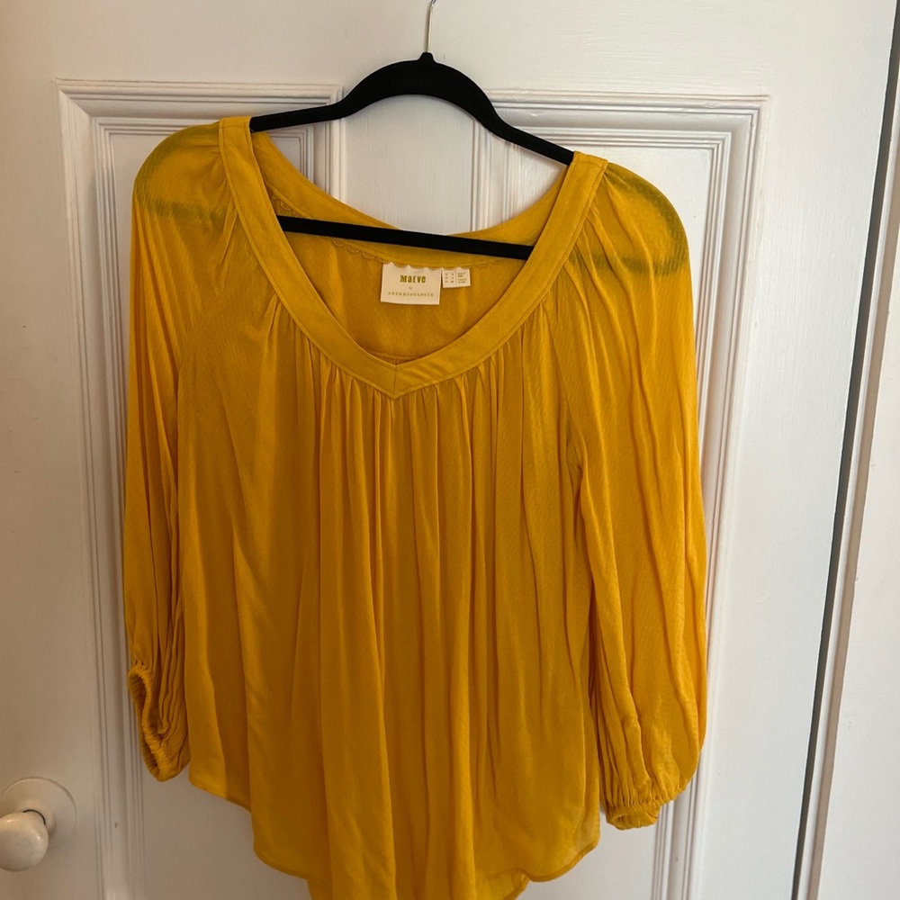 Maeve by Anthropologie v-neck, size M